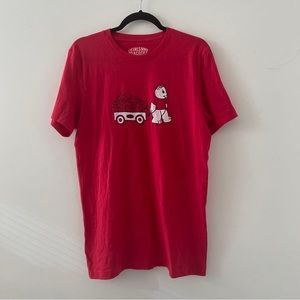 Petals And Peacocks Hugs Not Drugs Graphic Tee Size Unisex Medium